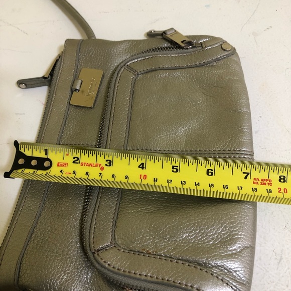Tignanello pewter color leather crossover purse - Picture 4 of 9